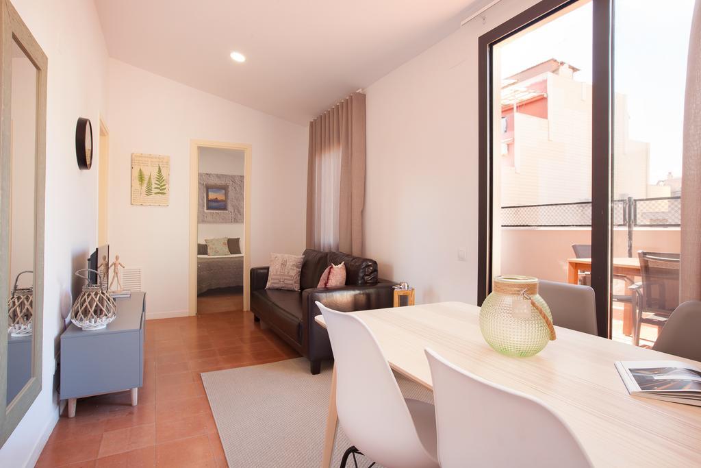 Click&Flat Europa Fira Apartments لوسبيتاليت دي يوبريغات المظهر الخارجي الصورة