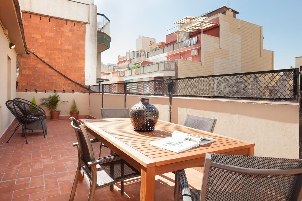 Click&Flat Europa Fira Apartments لوسبيتاليت دي يوبريغات المظهر الخارجي الصورة