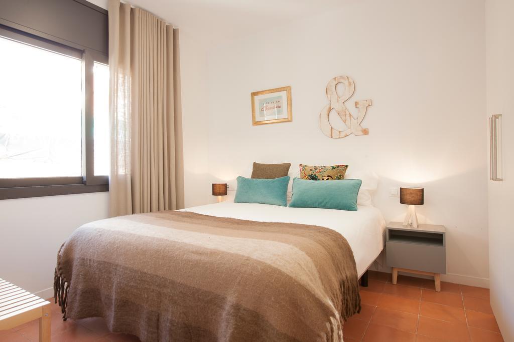 Click&Flat Europa Fira Apartments لوسبيتاليت دي يوبريغات المظهر الخارجي الصورة