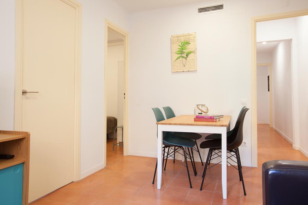 Click&Flat Europa Fira Apartments لوسبيتاليت دي يوبريغات المظهر الخارجي الصورة