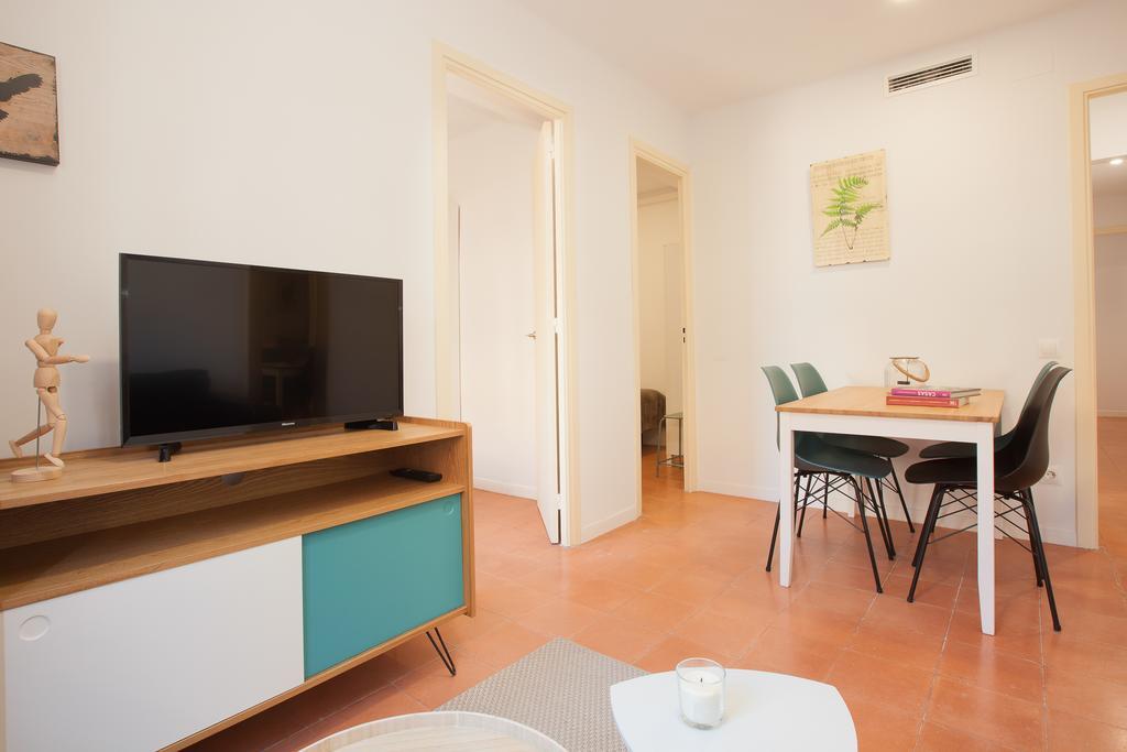 Click&Flat Europa Fira Apartments لوسبيتاليت دي يوبريغات المظهر الخارجي الصورة
