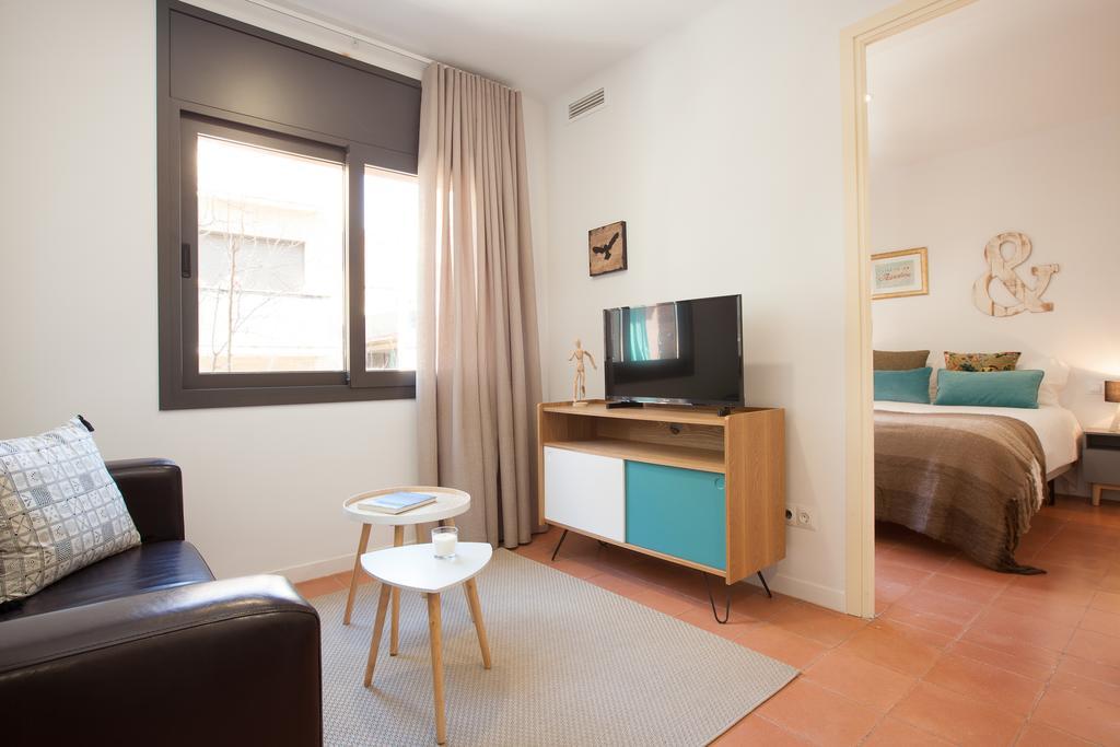 Click&Flat Europa Fira Apartments لوسبيتاليت دي يوبريغات المظهر الخارجي الصورة